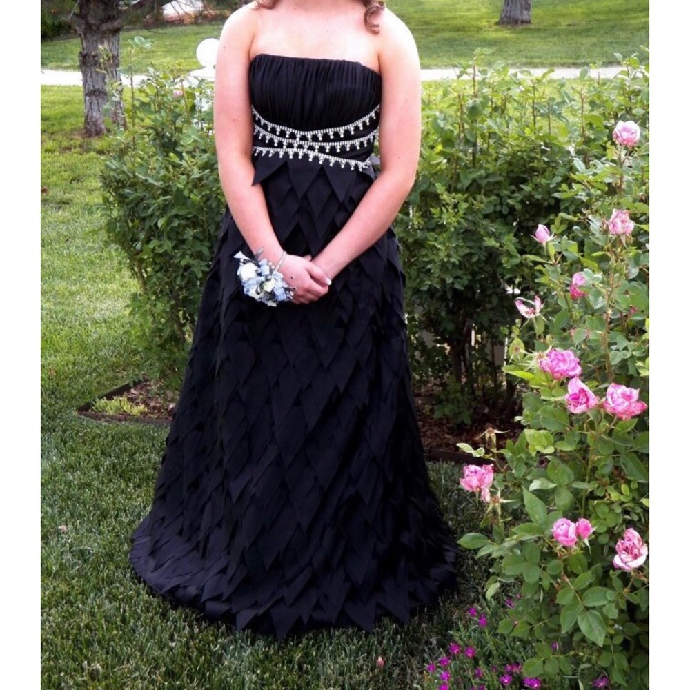 Black Prom Dress